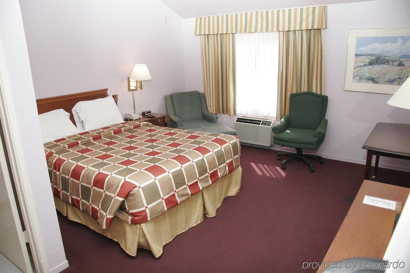 Keefers Inn King City Chambre photo